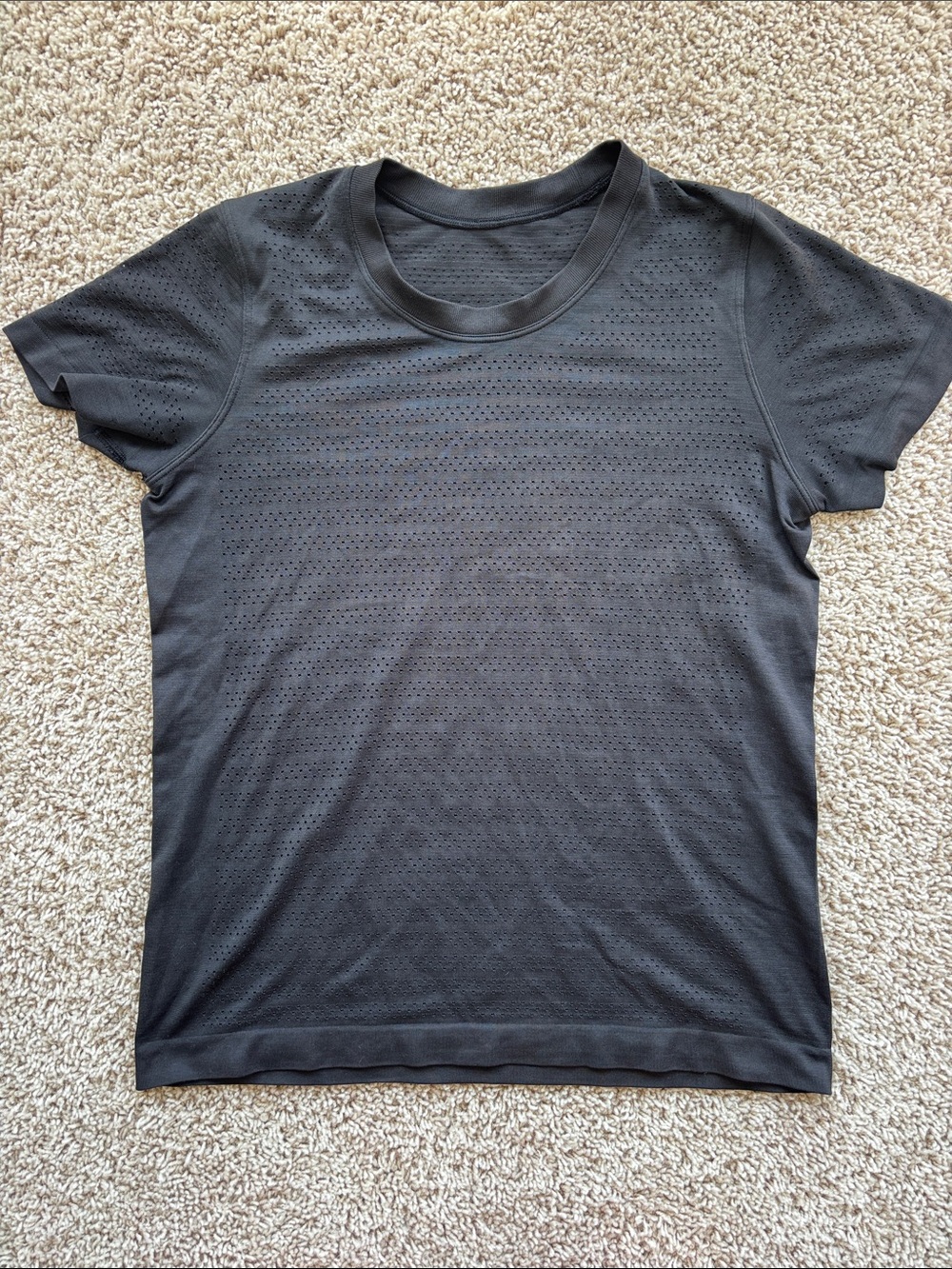 Lululemon “Breeze By” tee